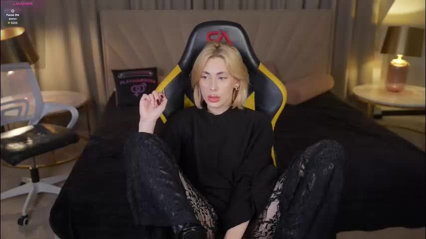 anabel_team054 Cam Model Chat December 16, 2025