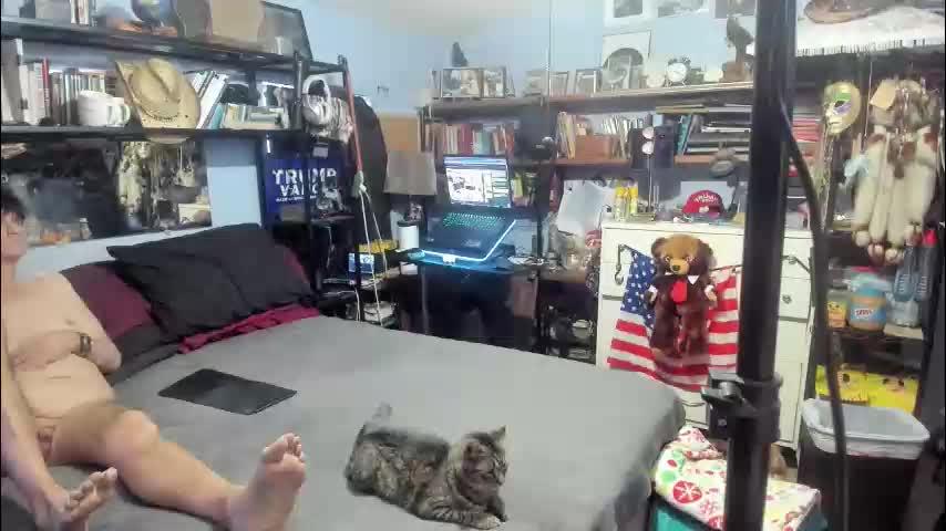 pink_black Cam Model Chat December 16, 2025