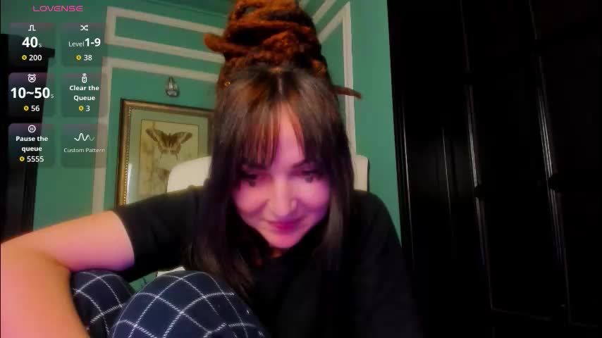 1munique Cam Model Chat December 16, 2025