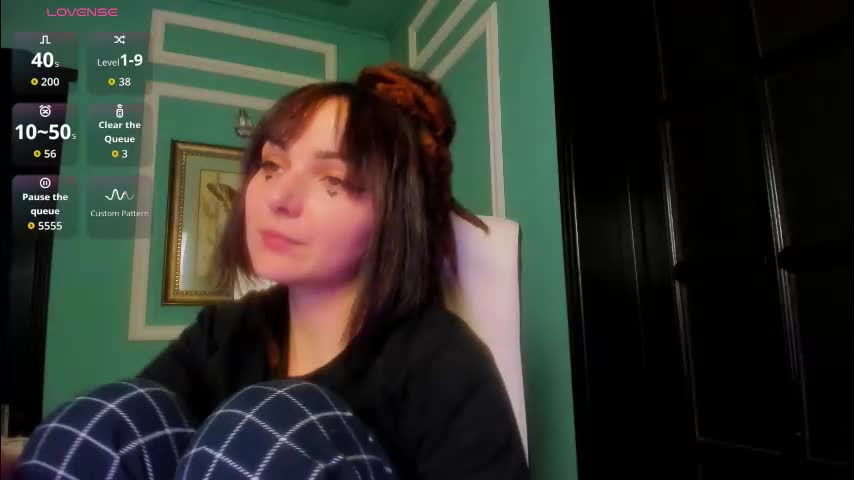 1munique Cam Model Chat December 16, 2025