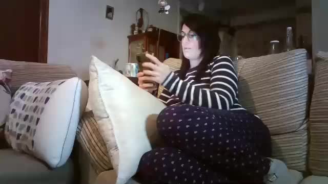 lolahueso Cam Model Chat December 16, 2025