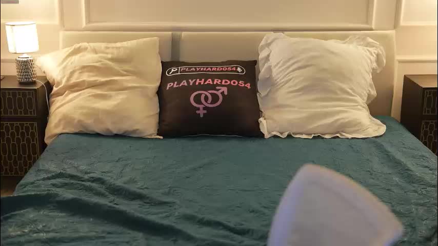 bright_diamonds_054 Cam Model Chat December 16, 2025