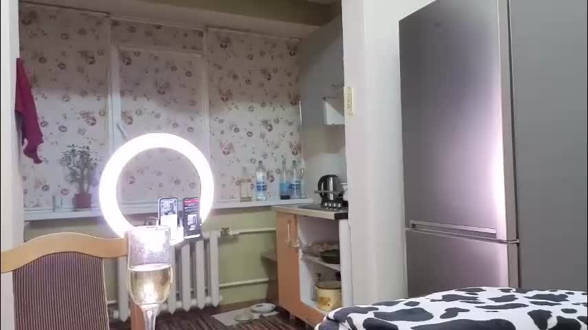 best_ass2000 Cam Model Chat December 16, 2025