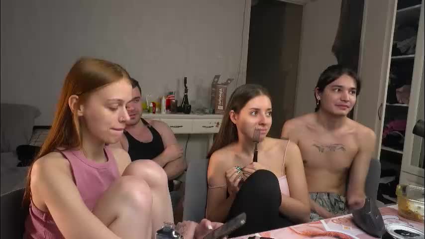 ihavepaws33 Cam Model Chat December 16, 2025
