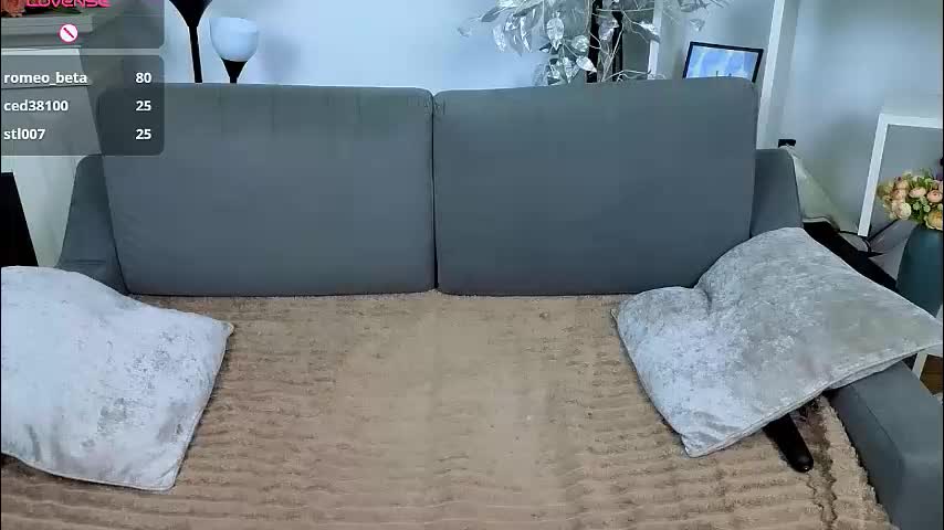 ollistiw Cam Model Chat December 16, 2025