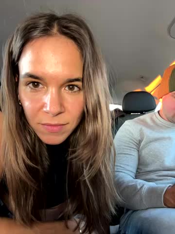 JuicyFruits93 Cam Model Chat December 16, 2025