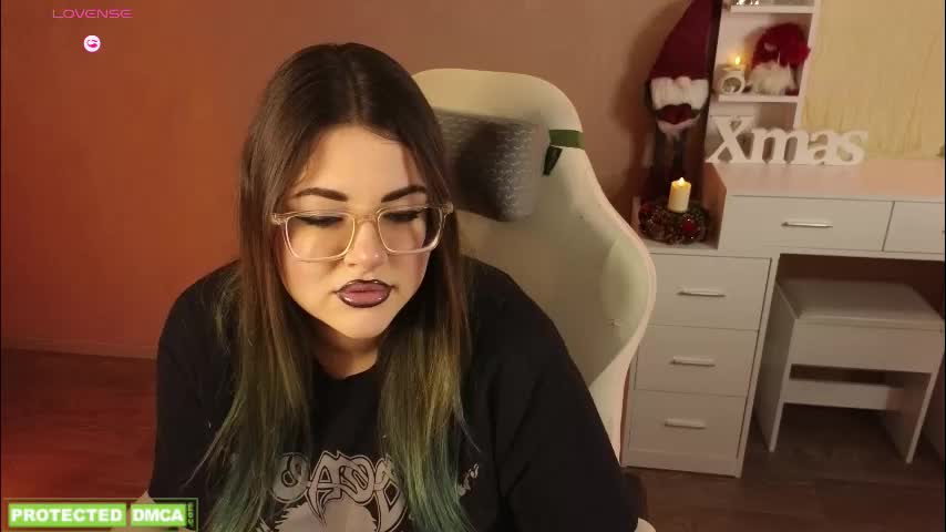 sunflower0907 Cam Model Chat December 16, 2025