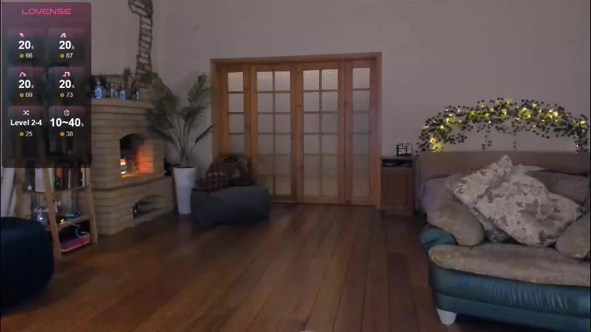 michi_souffl Cam Model Chat December 16, 2025