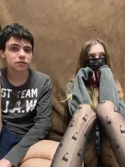 zaebokroom999 Cam Model Chat December 16, 2025