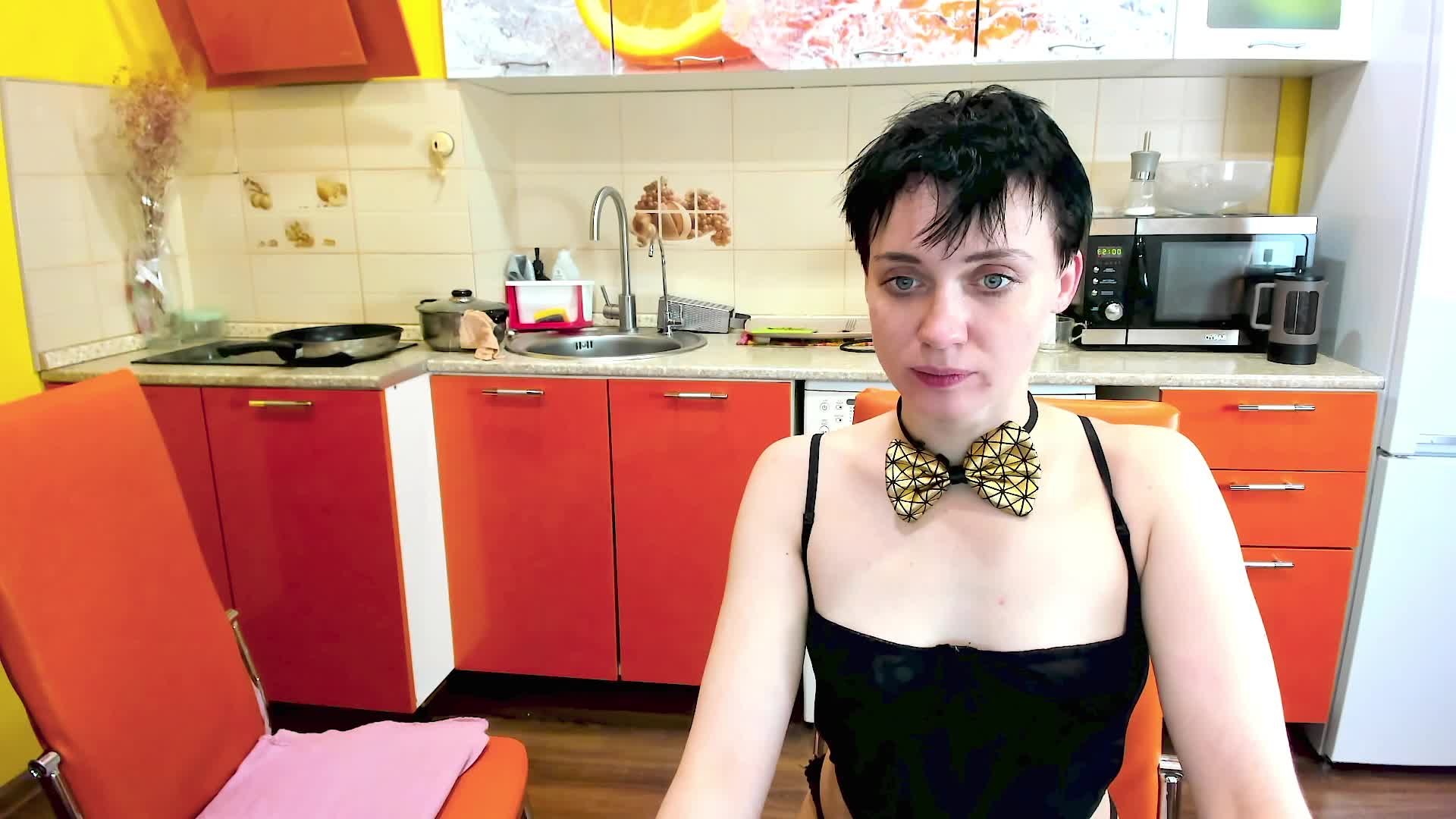 VikixEricka Cam Model Chat December 16, 2025