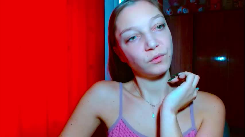 emilly_xkiss Cam Model Chat December 16, 2025
