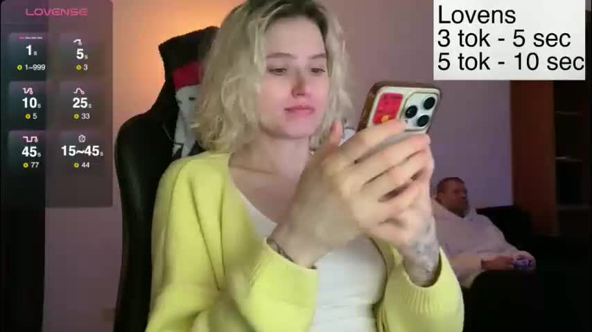 sexy_sweets Cam Model Chat December 16, 2025