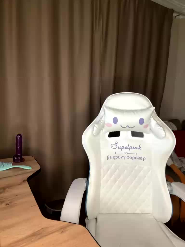 _Fraerok_ Cam Model Chat December 17, 2025