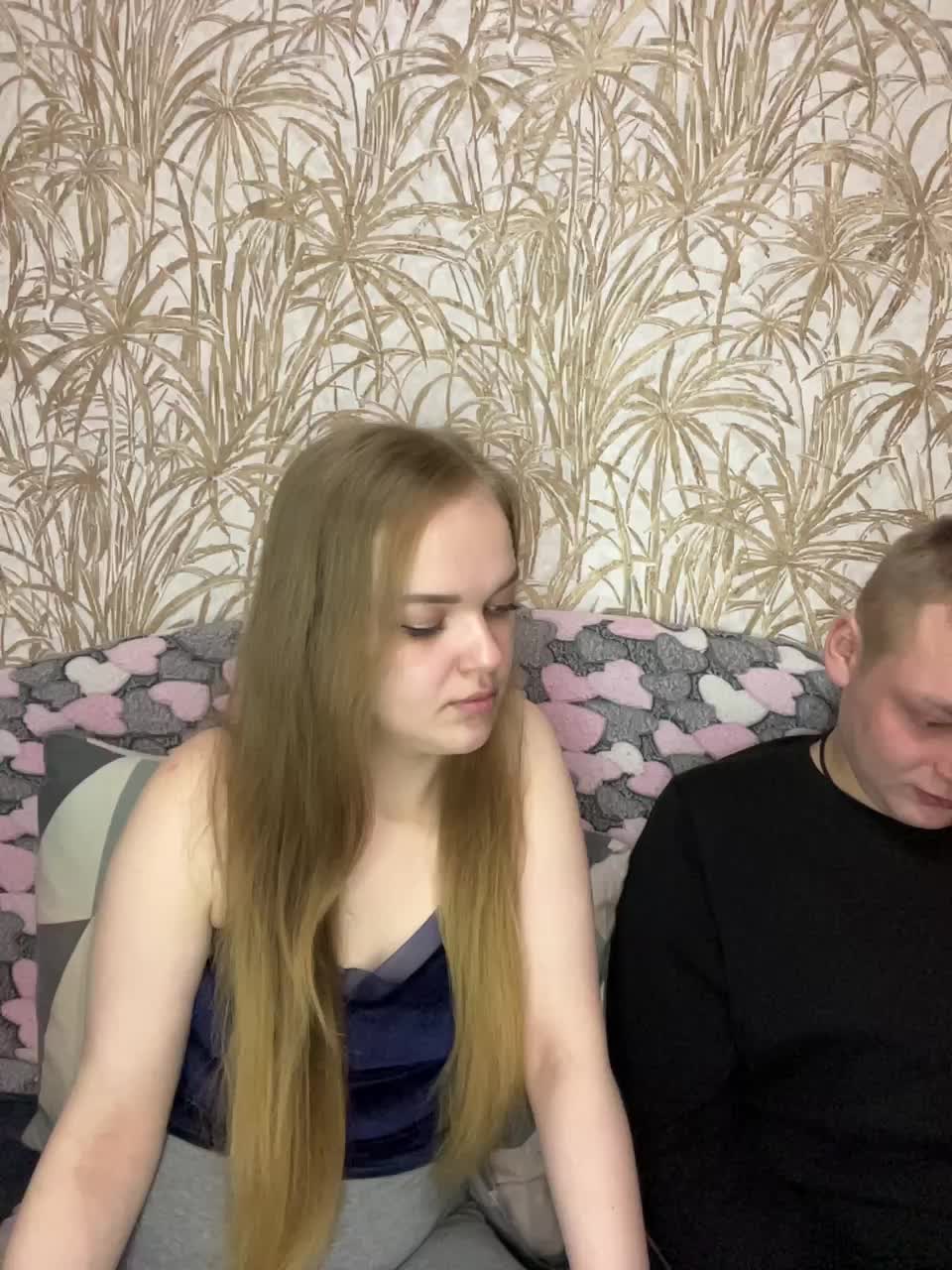 SWEET1SQUIRT Cam Model Chat December 17, 2025