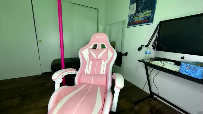 xstargazingx Cam Model Chat December 17, 2025