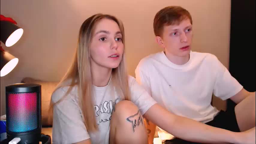julsweet Cam Model Chat December 17, 2025
