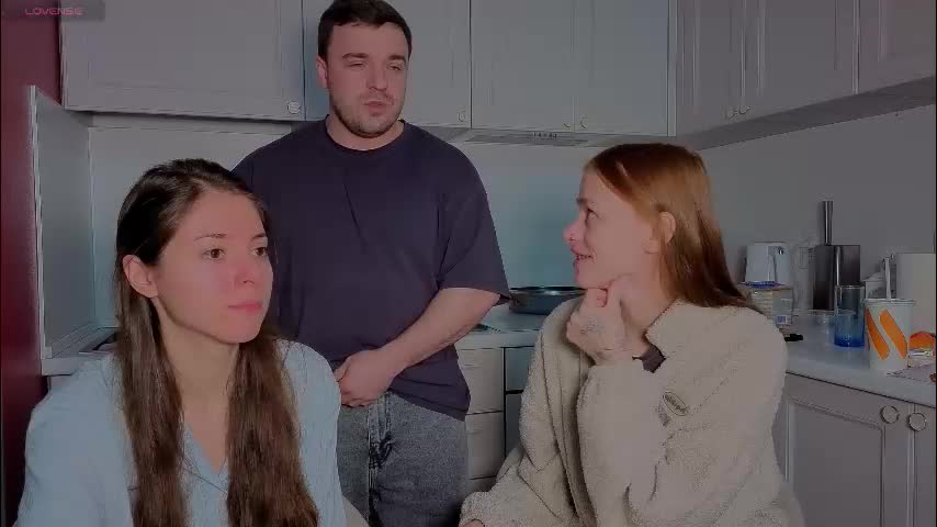 ihavepaws33 Cam Model Chat December 17, 2025