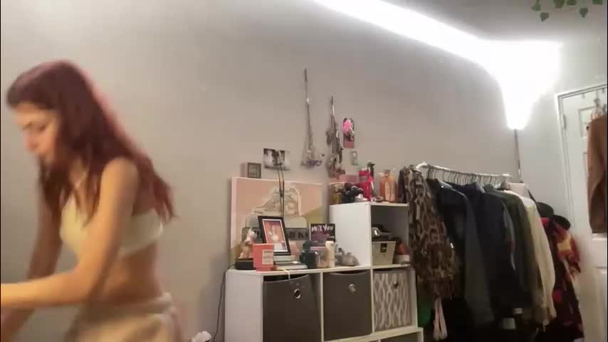 luvkoko Cam Model Chat December 17, 2025