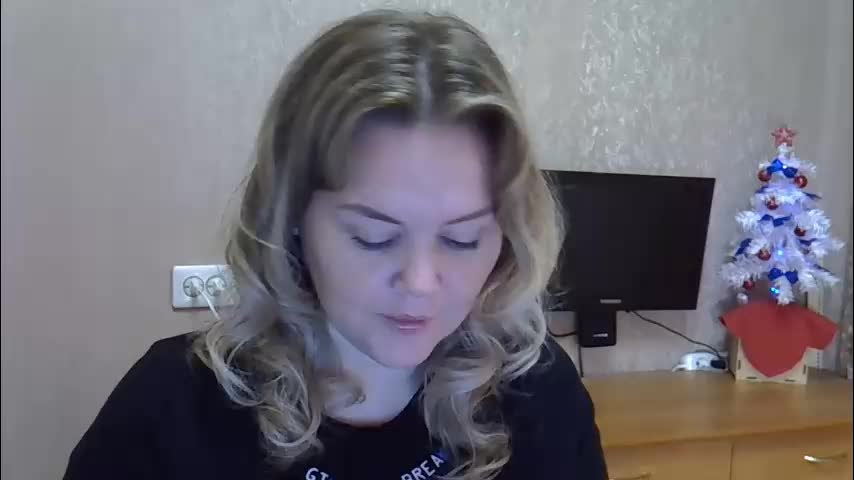 karennelsonx Cam Model Chat December 17, 2025