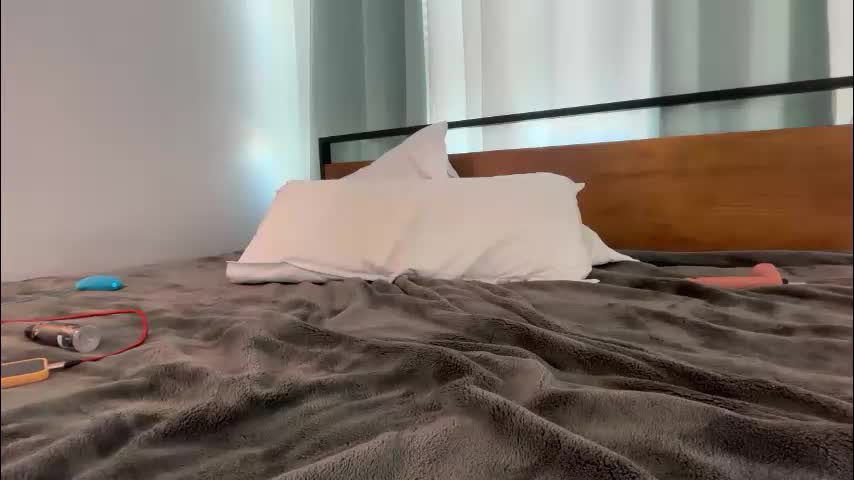 little_lies Cam Model Chat December 17, 2025