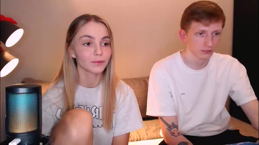 julsweet Cam Model Chat December 17, 2025