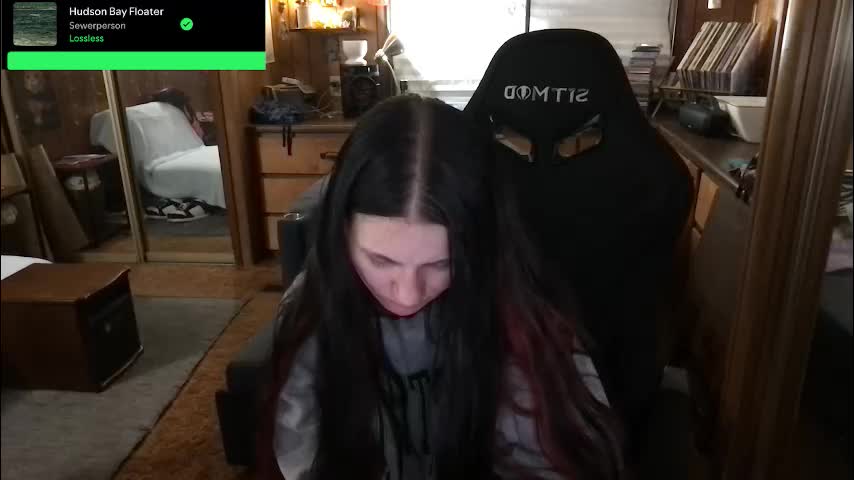 incognitoqueen Cam Model Chat December 17, 2025