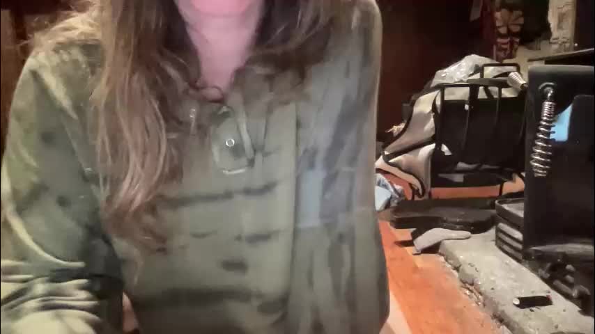 rubywavesback Cam Model Chat December 17, 2025