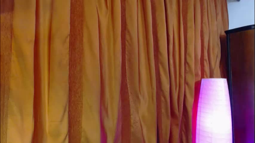 your_wild_fantasy Cam Model Chat December 17, 2025