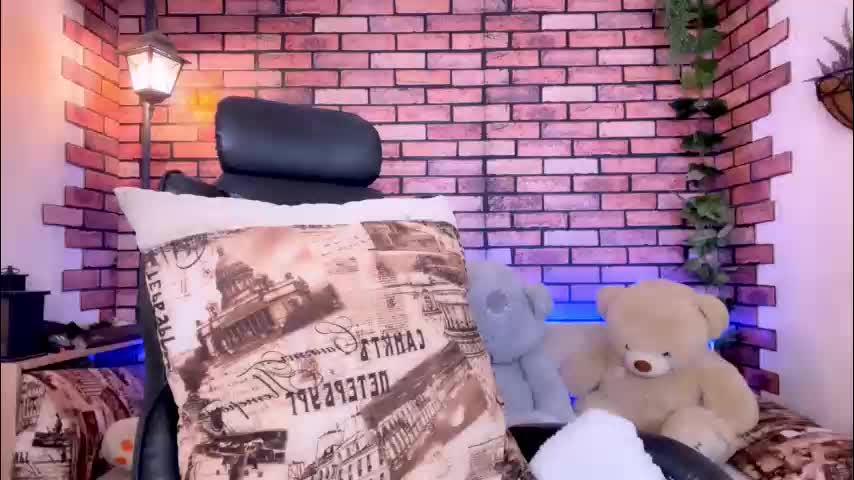 eva_starxxxxx Cam Model Chat December 17, 2025