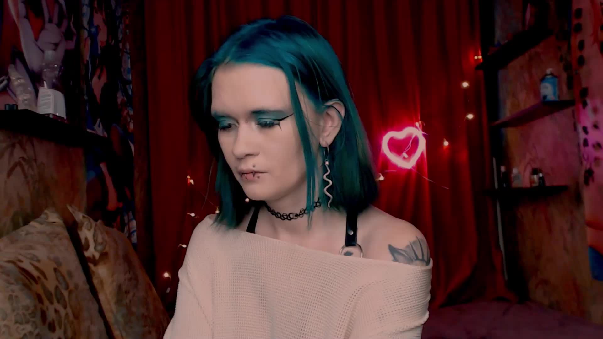 Velvet-and-Venom Cam Model Chat December 17, 2025