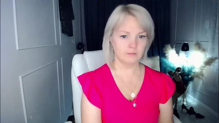 emmmam Cam Model Chat December 17, 2025