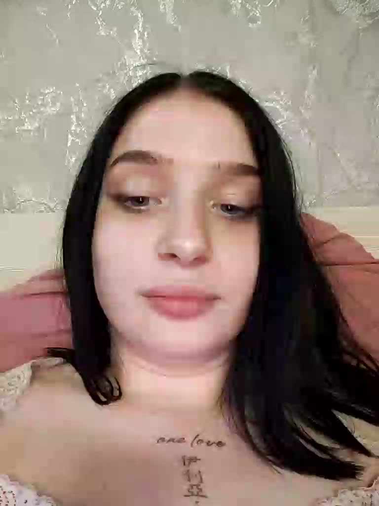 22ALYSKA22 Cam Model Chat December 17, 2025