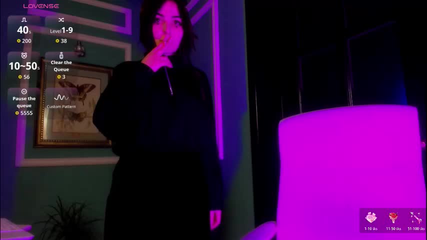 1munique Cam Model Chat December 17, 2025