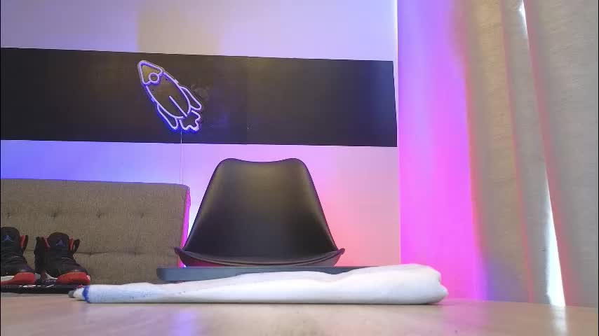 mattxfeet Cam Model Chat December 17, 2025