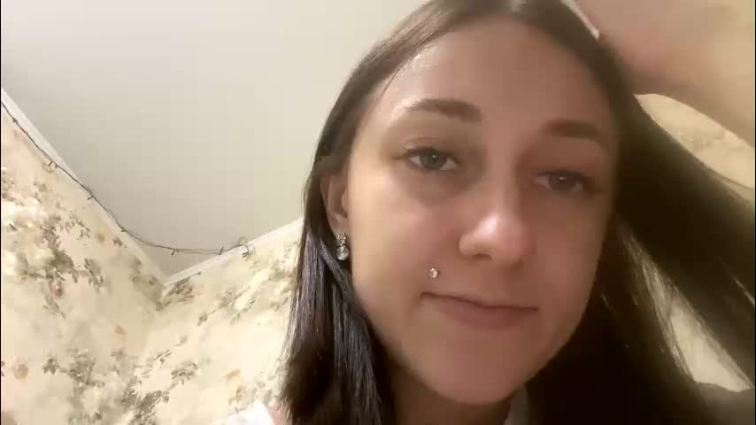 viktoria9898 Cam Model Chat December 17, 2025