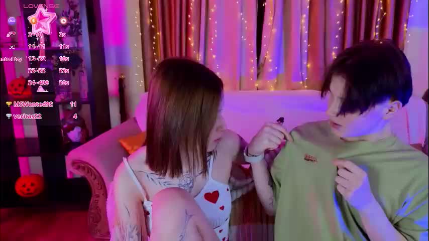 berry_assortment Cam Model Chat December 17, 2025