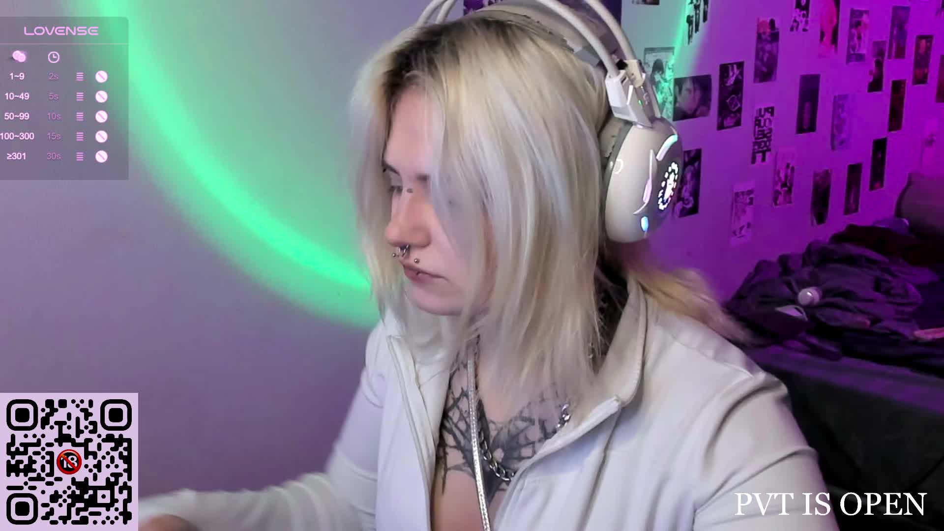 BOPOBKA-TOKEHOB Cam Model Chat December 17, 2025