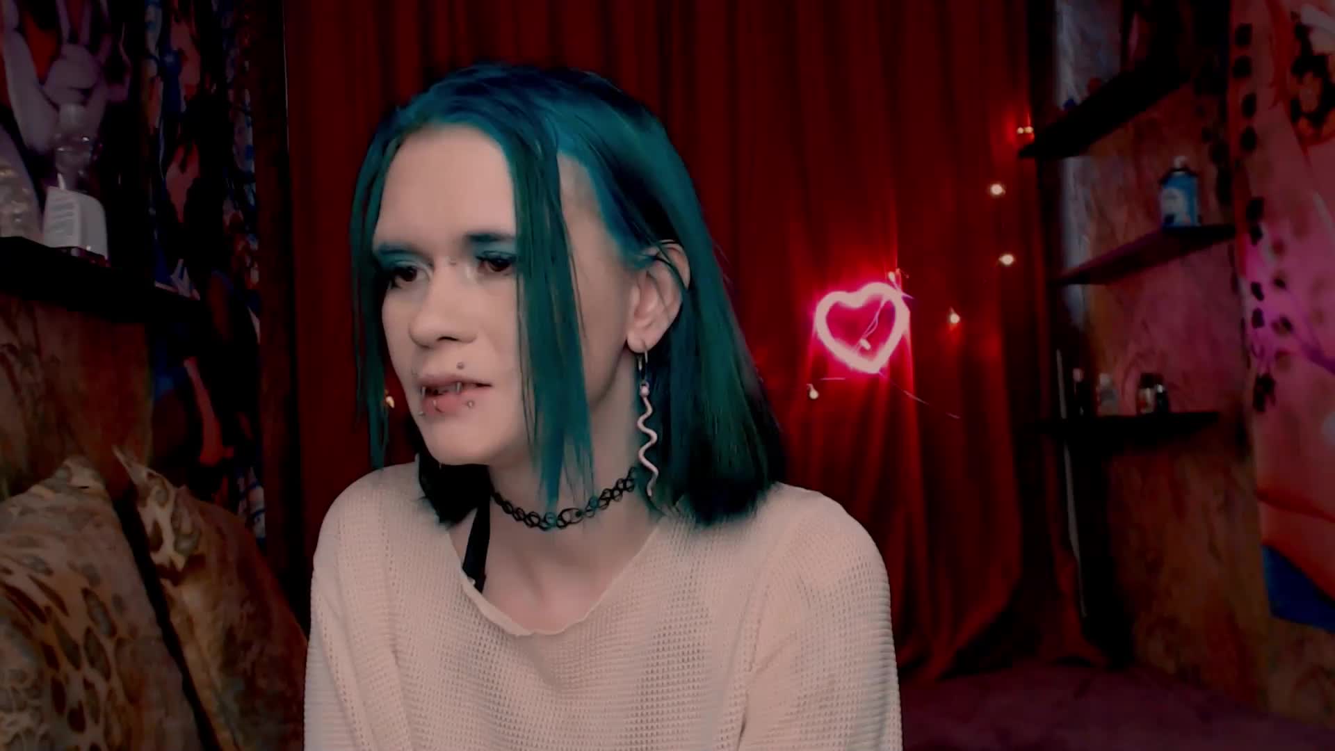 Velvet-and-Venom Cam Model Chat December 17, 2025