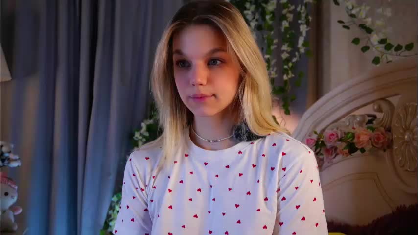 burnletitallburn Cam Model Chat December 17, 2025