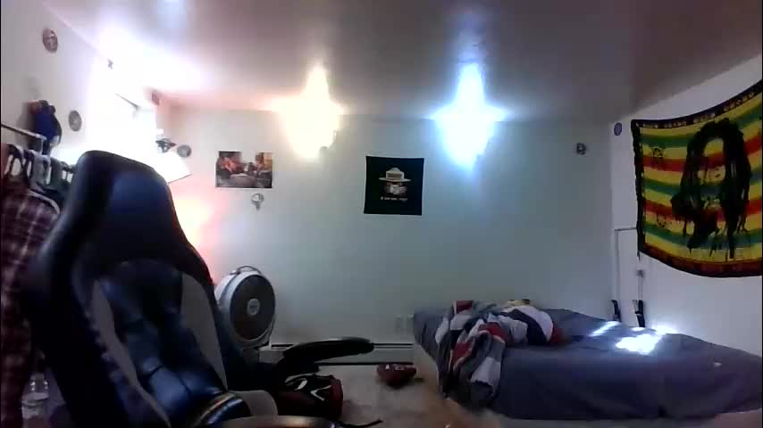 lightskinned666 Cam Model Chat December 17, 2025