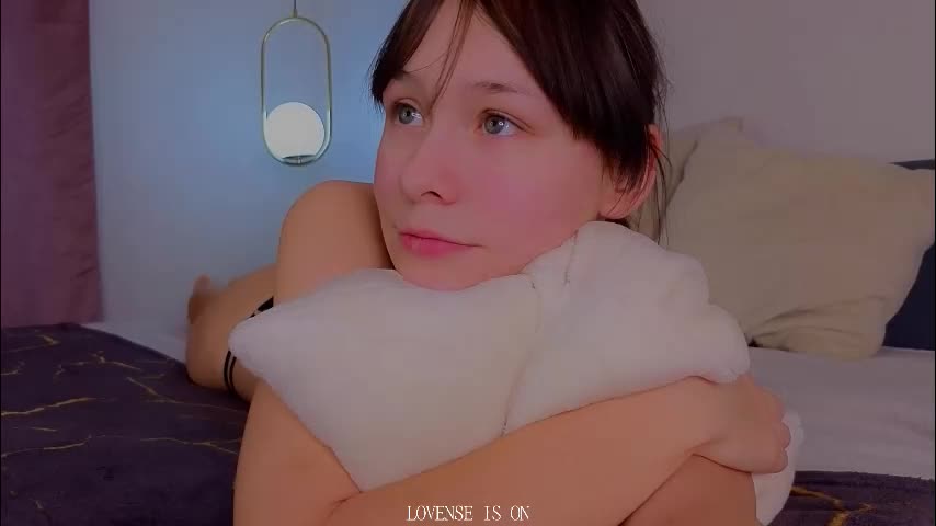 wanettabal Cam Model Chat December 18, 2025