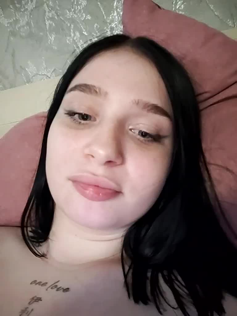 22ALYSKA22 Cam Model Chat December 18, 2025