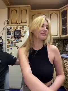 _Magic_ Cam Model Chat December 18, 2025