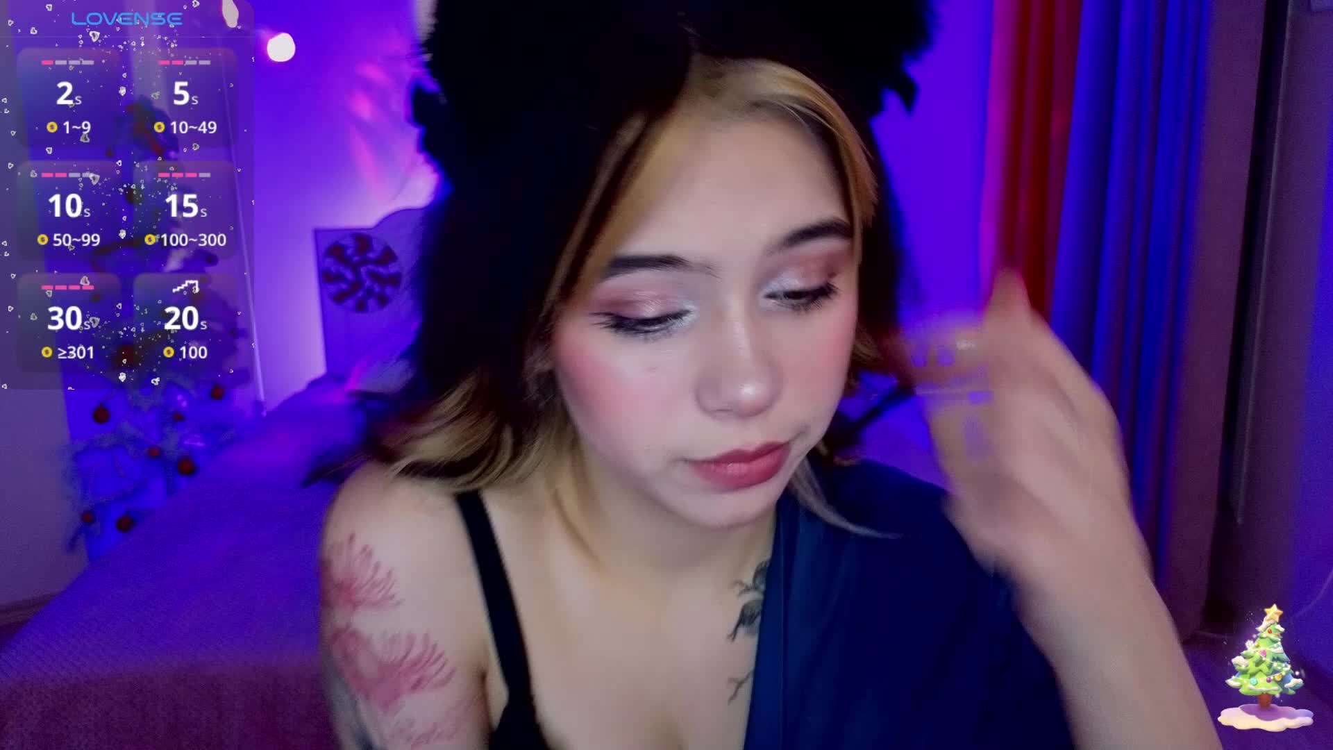 CoralineJones Cam Model Chat December 18, 2025