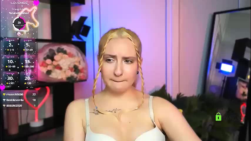 mila_glow Cam Model Chat December 18, 2025