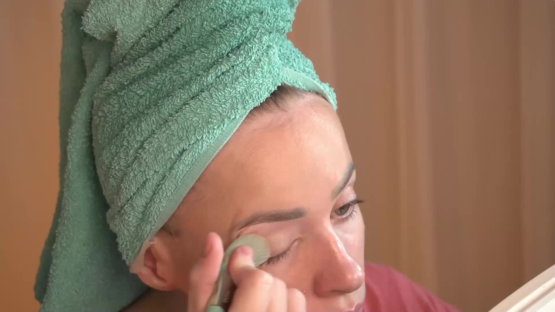 PONI_DI Cam Model Chat December 18, 2025