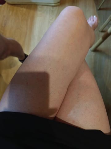 Nepechalka Cam Model Chat December 18, 2025