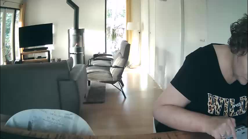 woodwurm Cam Model Chat December 18, 2025