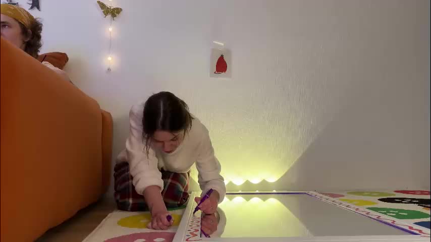 di_n_alex Cam Model Chat December 18, 2025