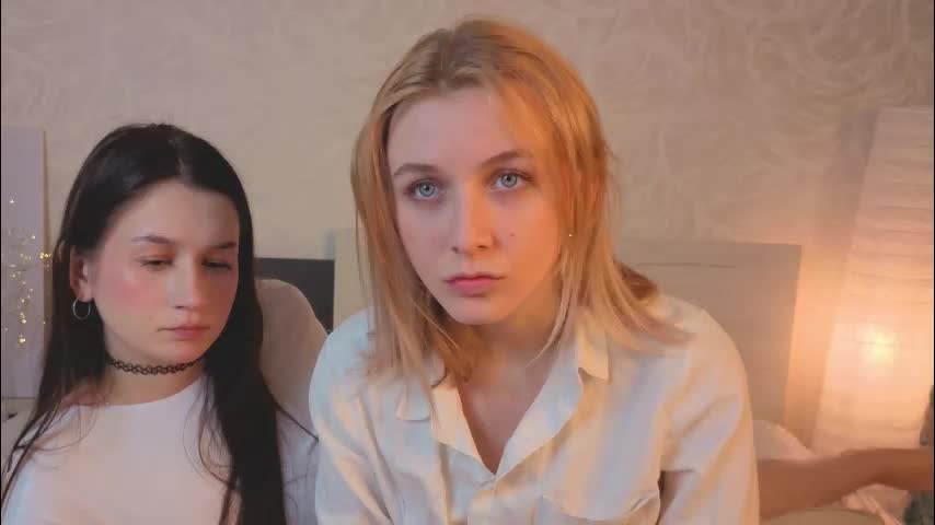 garden_flower Cam Model Chat December 18, 2025